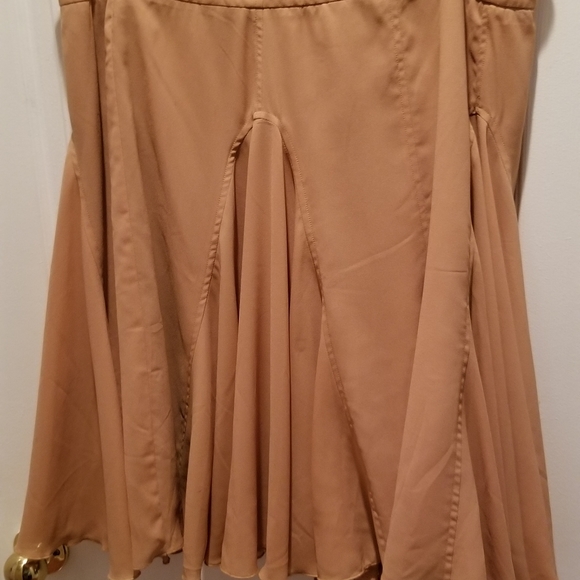 Skirt - Picture 1 of 3
